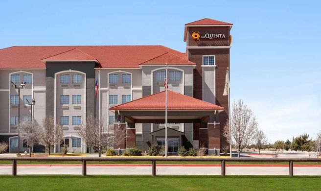 La Quinta Inn & Suites Dumas Exterior