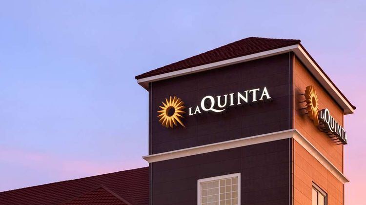 La Quinta Inn & Suites Dumas Exterior