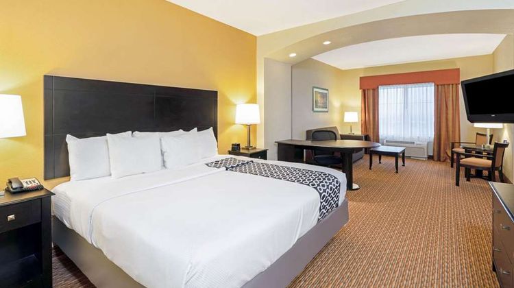 La Quinta Inn & Suites Stillwater Suite