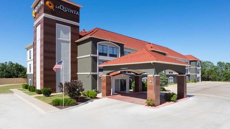 <b>La Quinta Inn & Suites Woodward Exterior</b>. Images powered by <a href="https://iceportal.shijigroup.com/" title="IcePortal" target="_blank">IcePortal</a>.