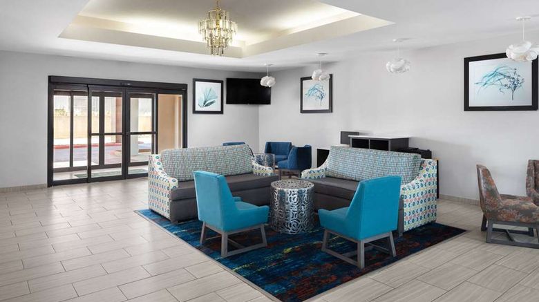 <b>La Quinta Inn & Suites Woodward Lobby</b>. Images powered by <a href="https://iceportal.shijigroup.com/" title="IcePortal" target="_blank">IcePortal</a>.