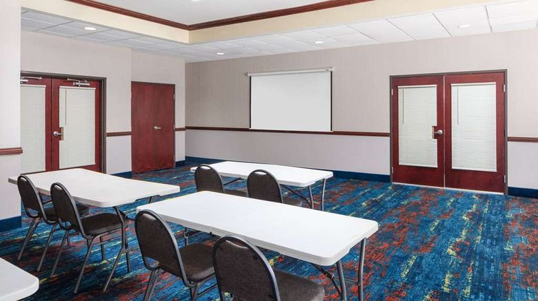 <b>La Quinta Inn & Suites Woodward Meeting</b>. Images powered by <a href="https://iceportal.shijigroup.com/" title="IcePortal" target="_blank">IcePortal</a>.