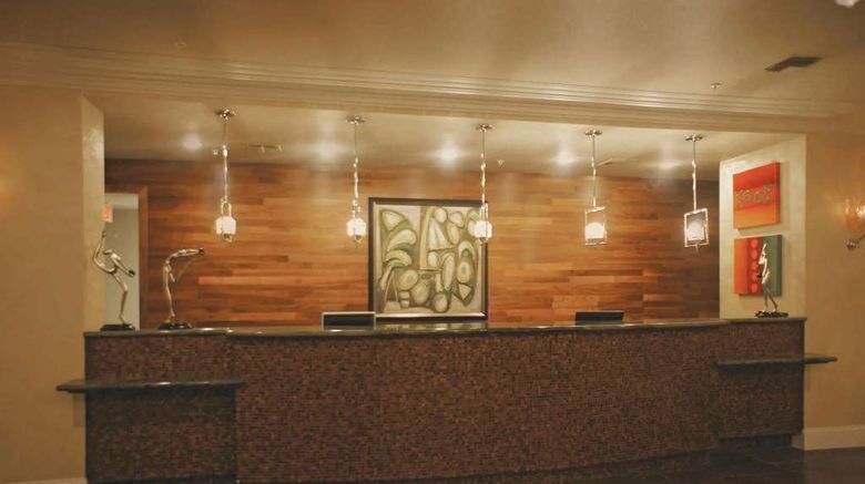 <b>La Quinta Inn & Suites Broussard Lobby</b>. Images powered by <a href="https://iceportal.shijigroup.com/" title="IcePortal" target="_blank">IcePortal</a>.