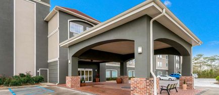 La Quinta Inn & Suites Broussard Exterior