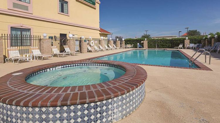 La Quinta Inn & Suites Alvarado Pool