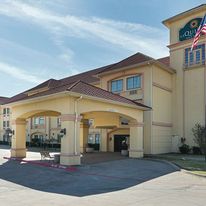 La Quinta Inn & Suites Alvarado