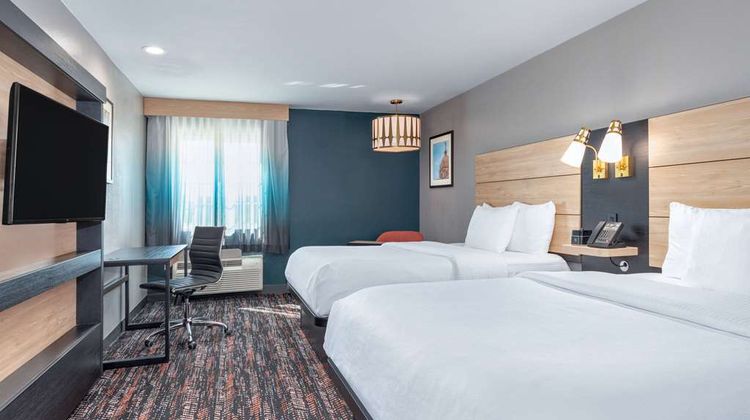 La Quinta Inn & Suites Waco South Room