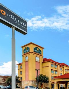 La Quinta Inn & Suites Bedford