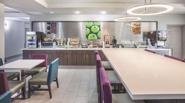 <b>La Quinta Inn & Suites Bay City Other</b>. Images powered by <a href="https://iceportal.shijigroup.com/" title="IcePortal" target="_blank">IcePortal</a>.