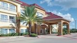 La Quinta Inn & Suites Bay City Exterior