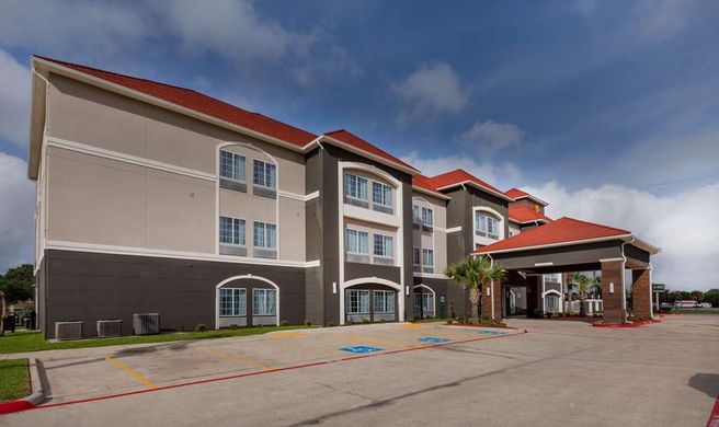 La Quinta Inn & Suites Port Lavaca Exterior