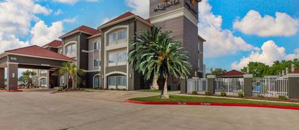 La Quinta Inn & Suites Port Lavaca Exterior