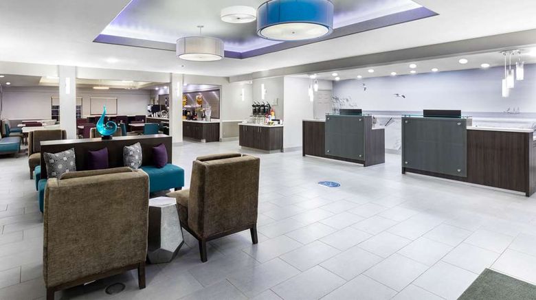 <b>La Quinta Inn & Suites Port Lavaca Lobby</b>. Images powered by <a href="https://iceportal.shijigroup.com/" title="IcePortal" target="_blank">IcePortal</a>.