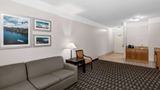 La Quinta Inn & Suites Deer Park Suite