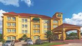 La Quinta Inn & Suites Columbus Exterior