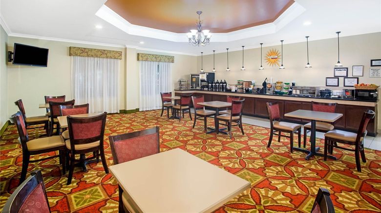 <b>La Quinta Inn & Suites Columbus Restaurant</b>. Images powered by <a href="https://iceportal.shijigroup.com/" title="IcePortal" target="_blank">IcePortal</a>.