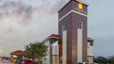 La Quinta Inn & Suites Bridge City Exterior