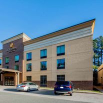 La Quinta Inn & Suites by Wyndham Bel Air