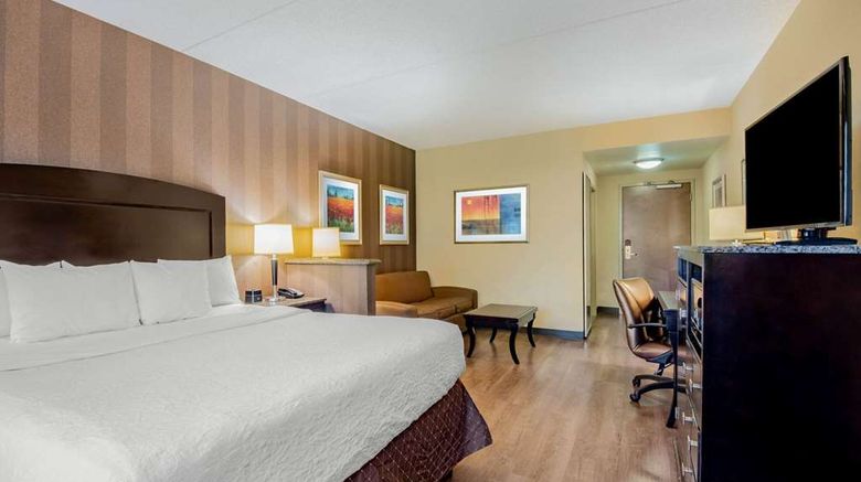 <b>La Quinta Inn & Suites by Wyndham Bel Air Suite</b>. Images powered by <a href="https://iceportal.shijigroup.com/" title="IcePortal" target="_blank">IcePortal</a>.