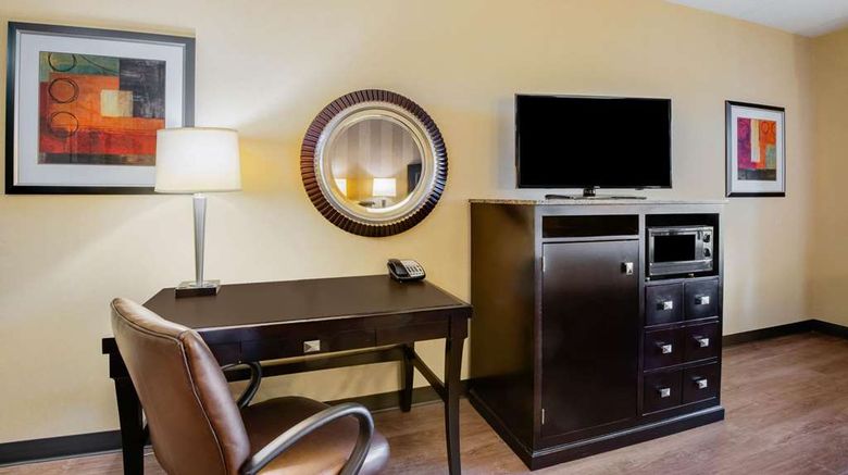 <b>La Quinta Inn & Suites by Wyndham Bel Air Room</b>. Images powered by <a href="https://iceportal.shijigroup.com/" title="IcePortal" target="_blank">IcePortal</a>.