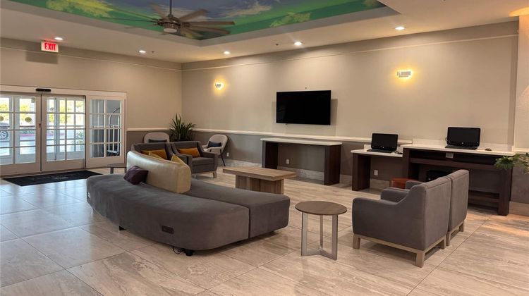 La Quinta Inn & Suites Alamo Lobby