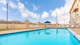La Quinta Inn & Suites Ennis Pool