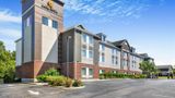 La Quinta Inn & Suites Stonington Exterior