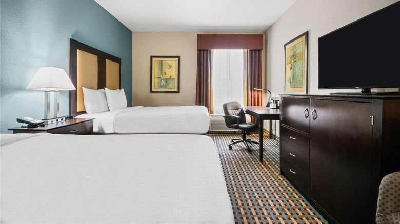 <b>La Quinta Inn & Suites Stonington Room</b>. Images powered by <a href="https://iceportal.shijigroup.com/" title="IcePortal" target="_blank">IcePortal</a>.