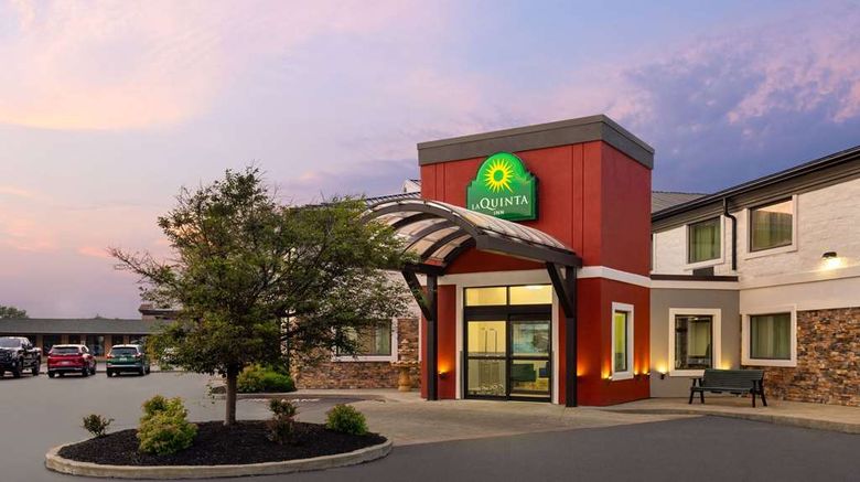 <b>La Quinta Inn Buffalo Airport Exterior</b>. Images powered by <a href="https://iceportal.shijigroup.com/" title="IcePortal" target="_blank">IcePortal</a>.