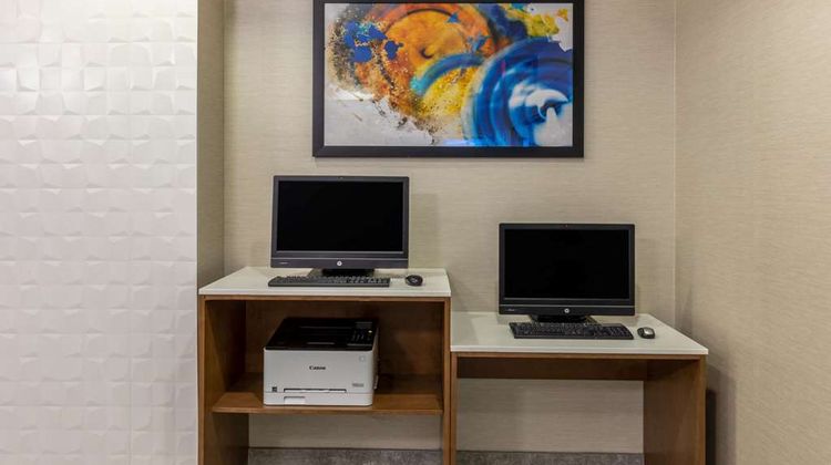 La Quinta Inn & Suites Bridgeport Other