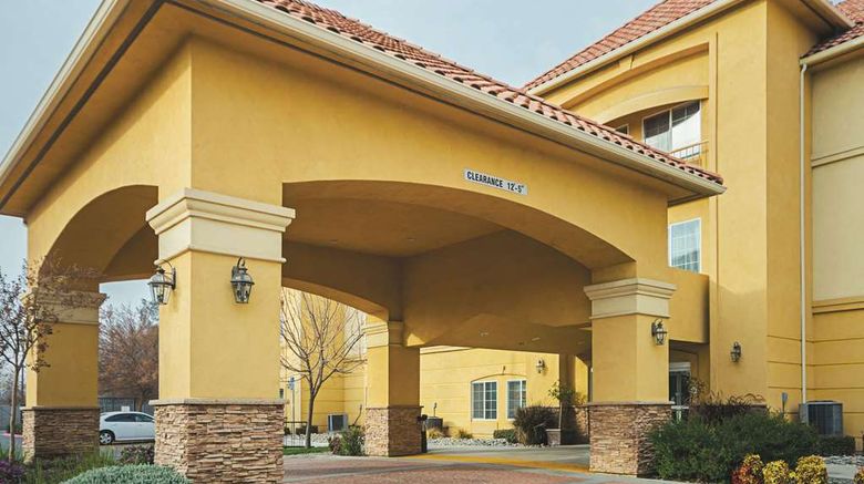 La Quinta Inn  and  Suites Fresno NW Exterior. Images powered by <a href="https://iceportal.shijigroup.com" target="_blank" rel="noopener">Ice Portal</a>.