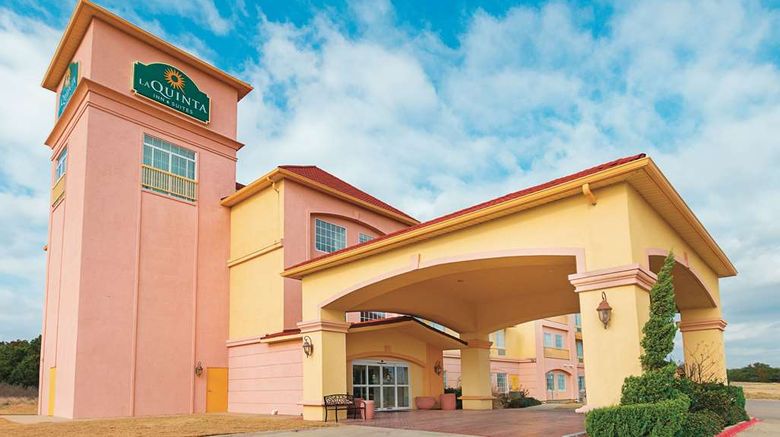 <b>La Quinta Inn & Suites Glen Rose Exterior</b>. Images powered by <a href="https://iceportal.shijigroup.com/" title="IcePortal" target="_blank">IcePortal</a>.