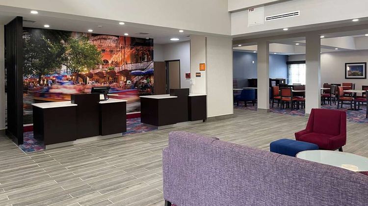 La Quinta Inn & Suites Schertz Lobby