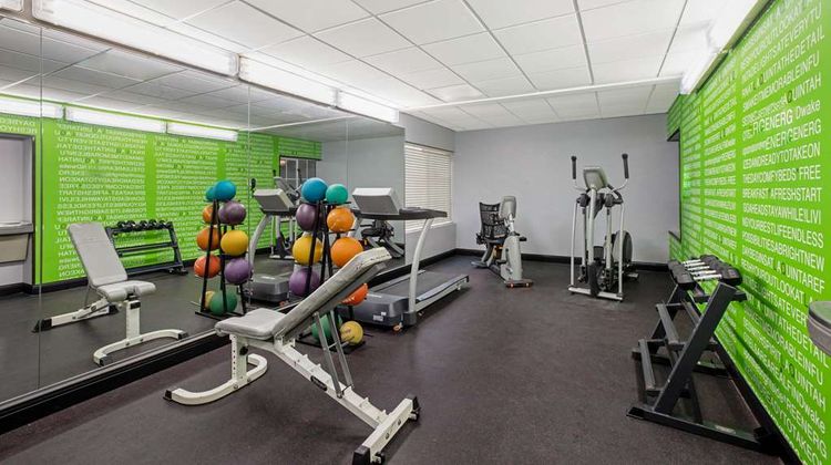 La Quinta Inn & Suites Tulsa Airport Health