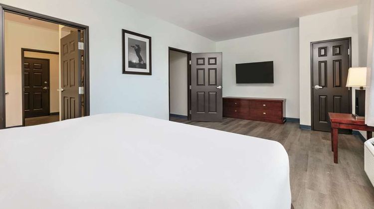 La Quinta Inn & Suites Ft Worth Suite