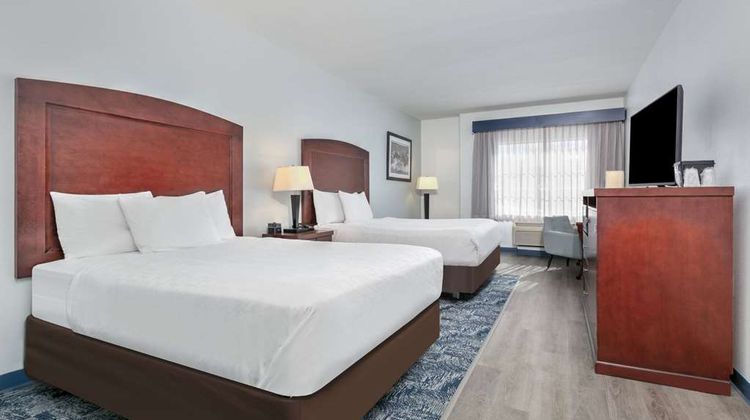 La Quinta Inn & Suites Ft Worth Room