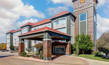La Quinta Inn & Suites Ft Worth