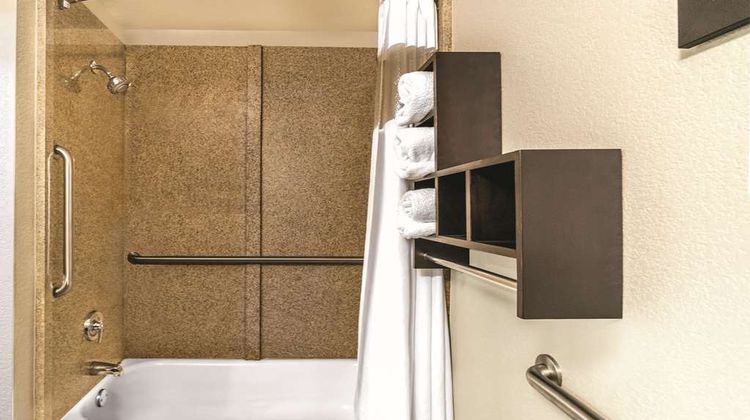 La Quinta Inn & Suites Rome Room