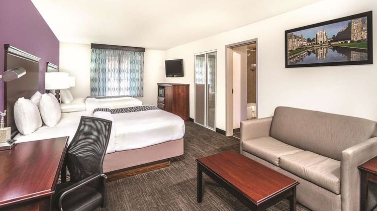 La Quinta Inn & Suites Rome Suite