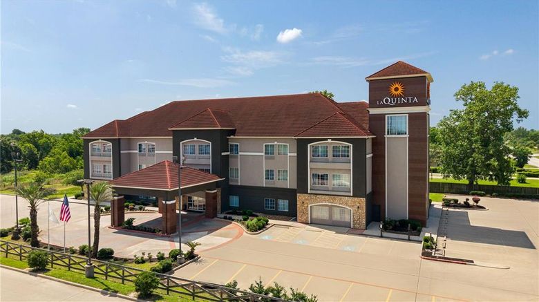 La Quinta Inn  and  Suites Brookshire Exterior. Images powered by <a href="https://iceportal.shijigroup.com" target="_blank" rel="noopener">Ice Portal</a>.
