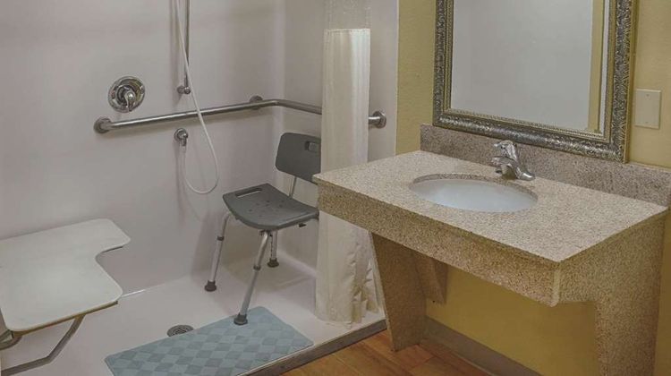 La Quinta Inn & Suites Alice Room