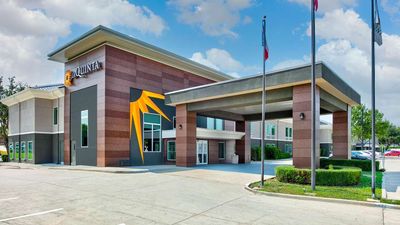 La Quinta Inn & Suites Las Colinas