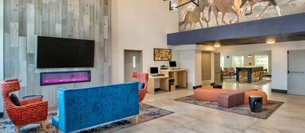 La Quinta Inn & Suites Las Colinas Lobby