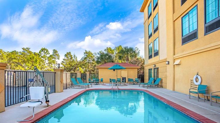 La Quinta Inn & Suites Pier Park Pool