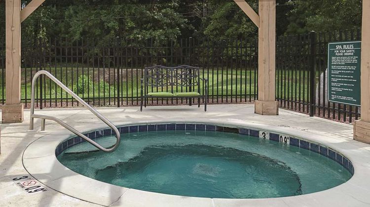 La Quinta Inn & Suites North Mobile Pool