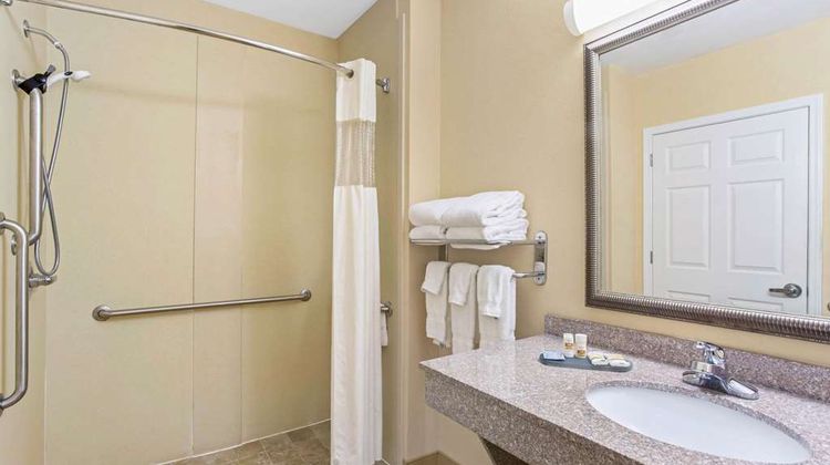 La Quinta Inn & Suites North Mobile Room