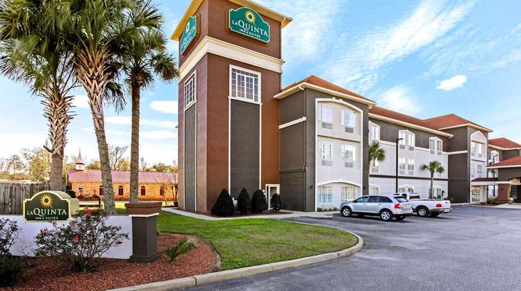 La Quinta Inn & Suites North Mobile Exterior