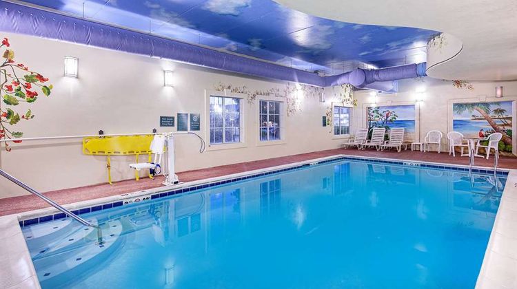 La Quinta Inn & Suites Bowling Green Pool