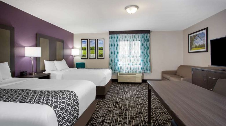 <b>La Quinta Inn Roanoke Salem Suite</b>. Images powered by <a href="https://iceportal.shijigroup.com/" title="IcePortal" target="_blank">IcePortal</a>.