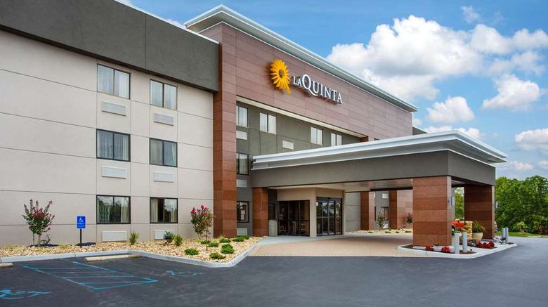 <b>La Quinta Inn Roanoke Salem Exterior</b>. Images powered by <a href="https://iceportal.shijigroup.com/" title="IcePortal" target="_blank">IcePortal</a>.